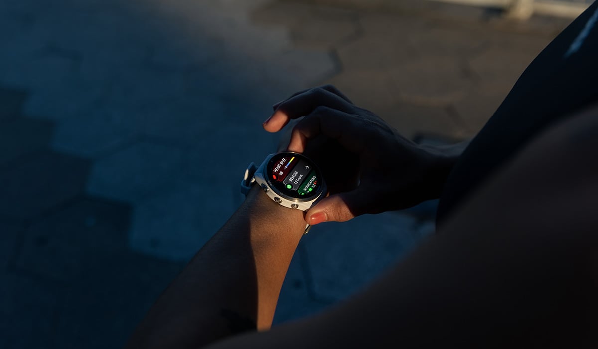 The Dexcom continuous glucose monitoring system and your compatible Garmin smartwatch or cycling computer offer a comprehensive view of your body’s metrics using Dexcom apps available in Connect IQ.